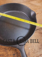 1905-07 Erie (Griswold) #8 Cast Skillet 704 L. 5th Series Model a wonderful example of Erie craftsmanship. GREAT daily