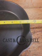 1905-07 Erie (Griswold) #9 Cast Skillet 710. 5th Series Model a wonderful example of Erie craftsmanship. GREAT daily