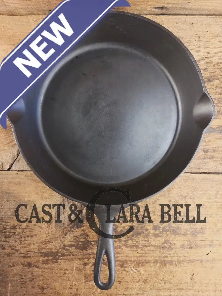 1905-07 Erie (Griswold) #9 Cast Skillet 710. 5th Series Model a wonderful example of Erie craftsmanship. GREAT daily