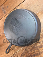 1905-07 Erie (Griswold) #9 Cast Skillet 710. 5th Series Model a wonderful example of Erie craftsmanship. GREAT daily