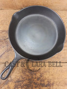 1905-1909! 5 Line Griswold Victor #8 Skillet 722. Fully Marked. One of our favorite series - Skillet