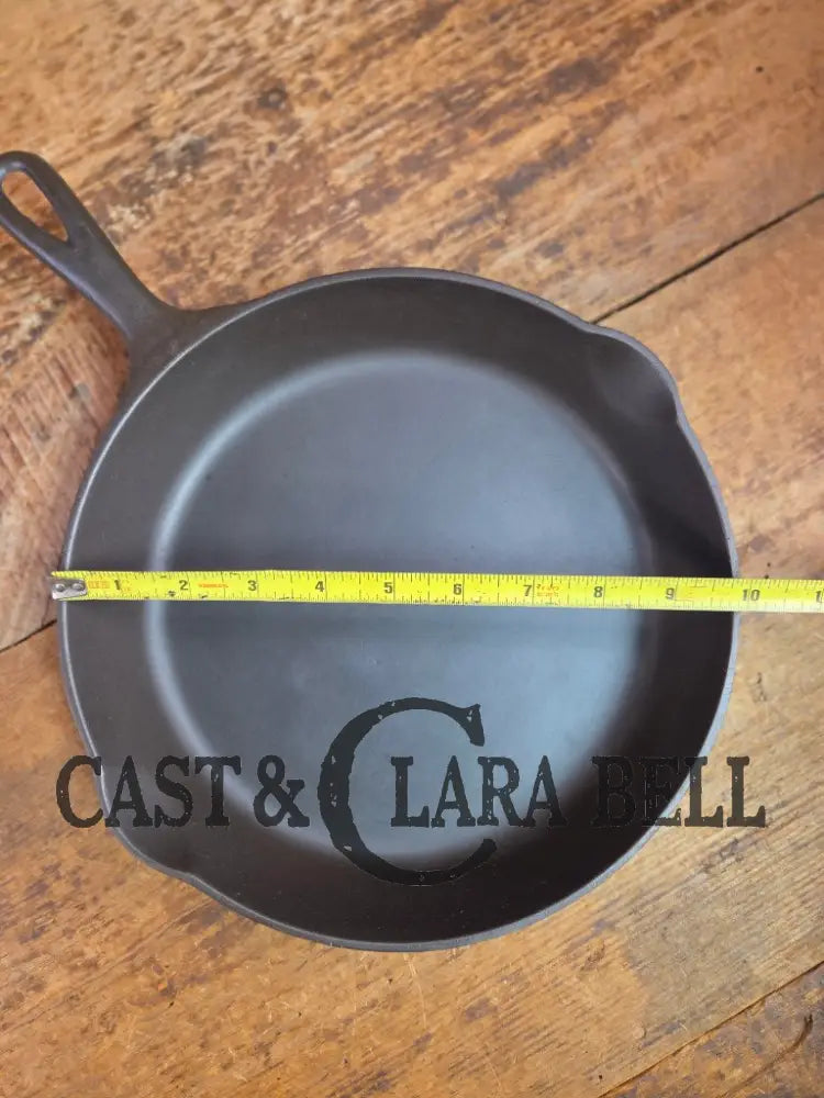 1905-1909! Second series Griswold Victor #8 Skillet 722 B. Restored and Ready to Use! Skillet