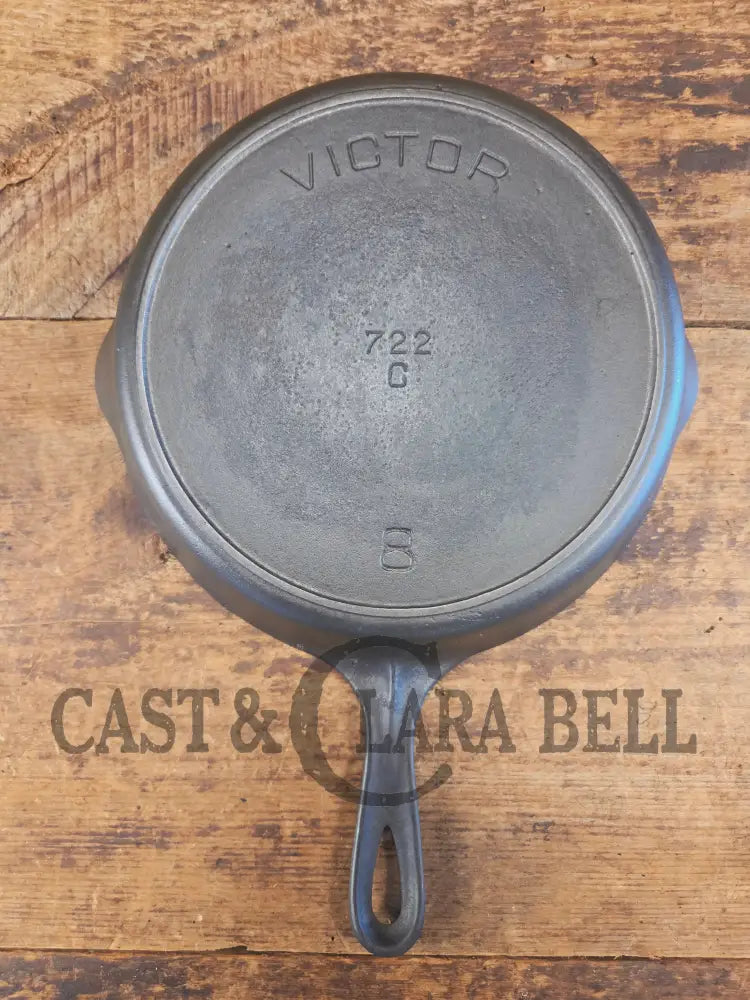 1905-1909! Second series Griswold Victor #8 Skillet 722 C - Skillet