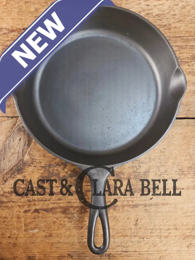 1905-1909! Second series Griswold Victor #8 Skillet 722 E. Restored and Ready to Use one of our underrated favorites!