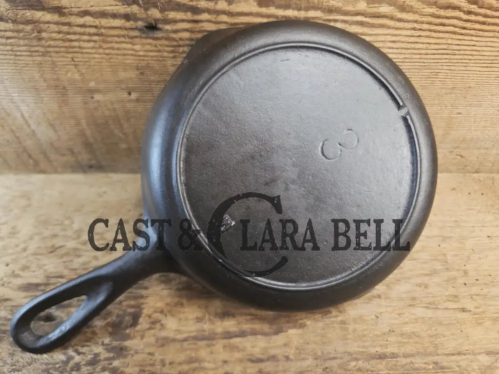 1910’s Era Lodge #3 Cast Iron Skillet Raised ’W’ Single Notch heat ring SC24 Skillet