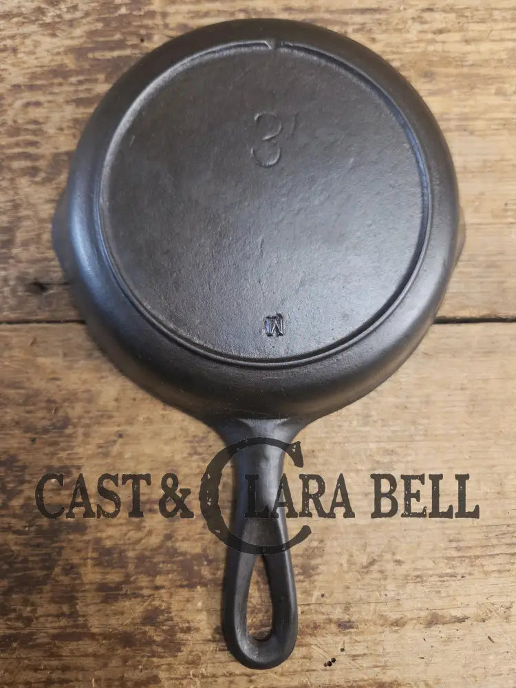 1910’s Era Lodge #3 Cast Iron Skillet Raised ’W’ Single Notch heat ring SC24 Skillet