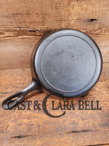 Priced To Sell! 1910S Era Lodge #5 Cast Iron Skillet Raised H Single Notch