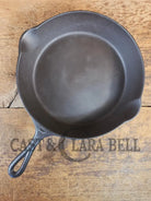 1910’s Era Lodge RAISED #7 Cast Iron Skillet Raised ’I’ No Notch heat ring - Skillet