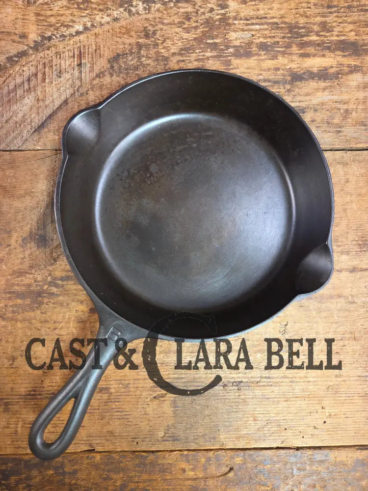 1910’s Griswold #6 Cast Iron Skillet with Slant Logo and FULL EPU 699 A Skillet