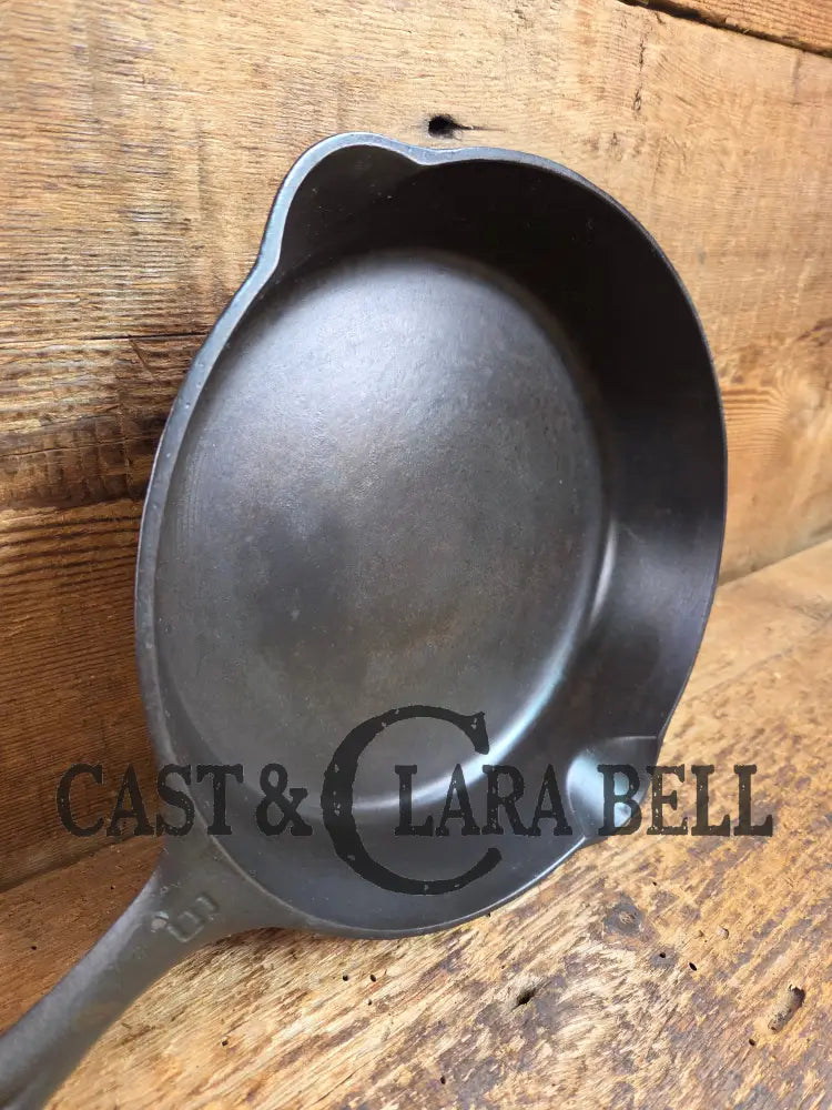 1910’s Griswold #6 Cast Iron Skillet with Slant Logo and FULL EPU 699 A Skillet
