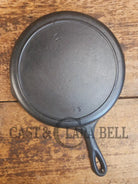 1910’s very early Lodge #6 Cast Iron Skillet with Single Notch and Raised #2 at 6 O’clock position - Skillet