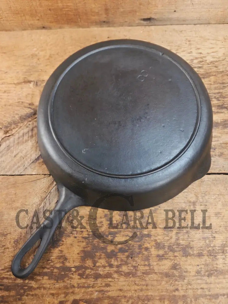 1910’s very early Lodge #8 Cast Iron Skillet with Single Notch and Raised C Skillet