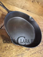 1910’s very early Lodge #8 Cast Iron Skillet with Single Notch and Raised 8 handle! Skillet