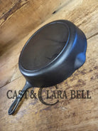 1910’s very early Lodge #8 Cast Iron Skillet with Single Notch and Raised 8 handle! Skillet