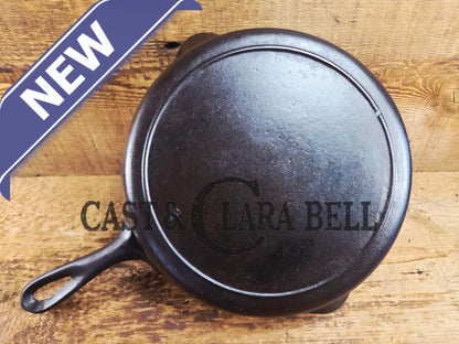 1910’s very early Lodge #8 Cast Iron Skillet with Single Notch and Raised I at 6 O’clock position Skillet