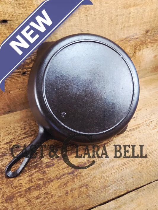 1910’s very early Lodge #8 Cast Iron Skillet with Single Notch and Raised I at 6 O’clock position Skillet