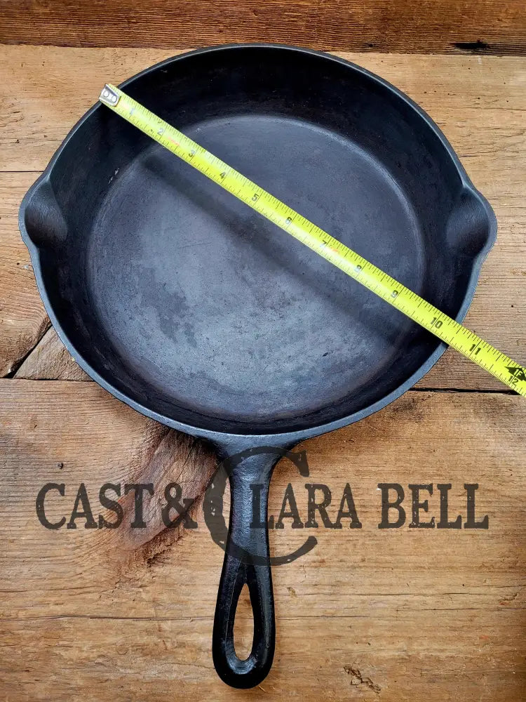 1910’S Very Early Lodge #8 Cast Iron Skillet With Single Notch And Raised P!