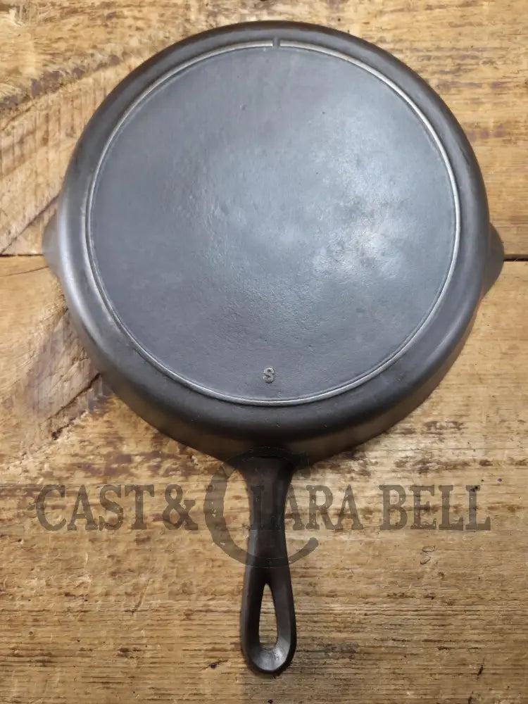 1910’s very early Lodge #8 Cast Iron Skillet with Single Notch and Raised S! SC24 Skillet