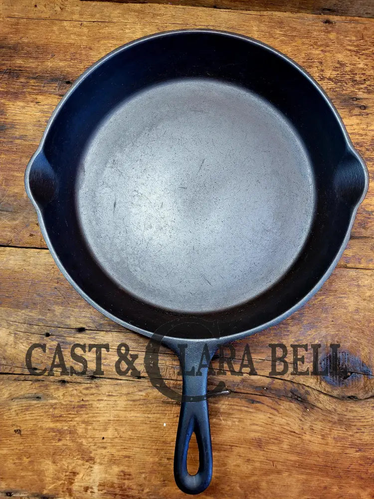 1910’S Very Early Lodge #8 Cast Iron Skillet With Single Notch And Raised T!