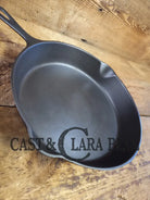 1910’s very early Lodge #8 Cast Iron Skillet with Single Notch and Raised X Skillet