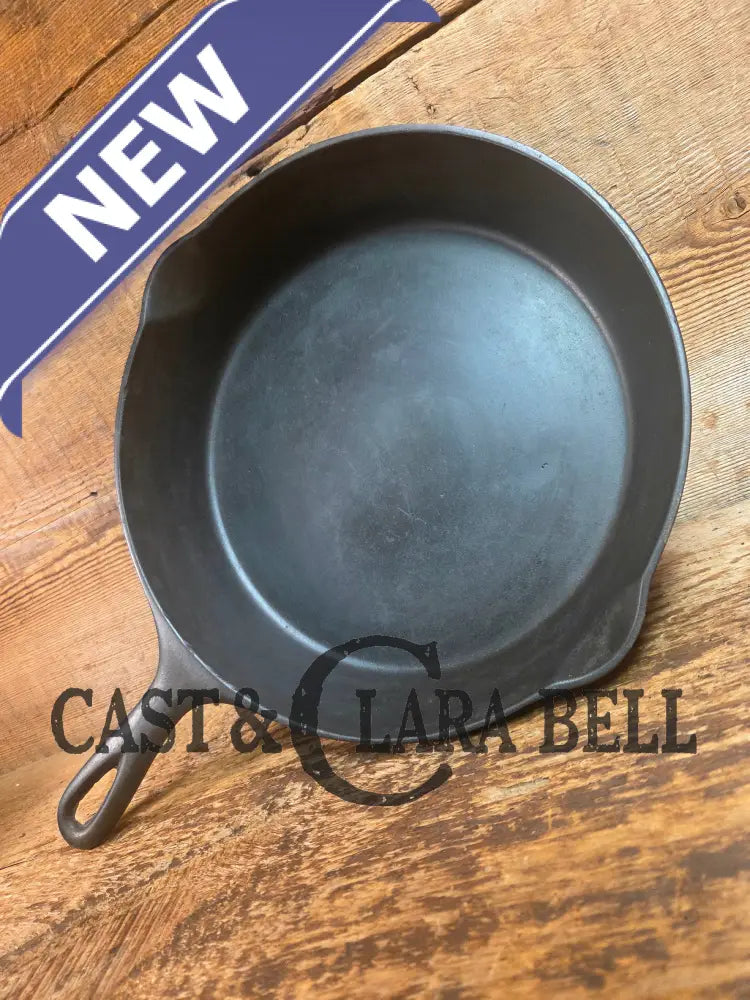 1910’s Wagner Arc straight logo Sidney O. #8 Skillet with Heat Ring. One of the earlies made! - Skillet