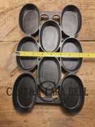 1920’s and gorgeous! Griswold No. 5 #943 p/n Muffin Gem Pan. Open air design makes great cornbread or muffins! Bakeware