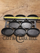 1920’s and gorgeous! Griswold No. 5 #943 p/n Muffin Gem Pan. Open air design makes great cornbread or muffins! Bakeware