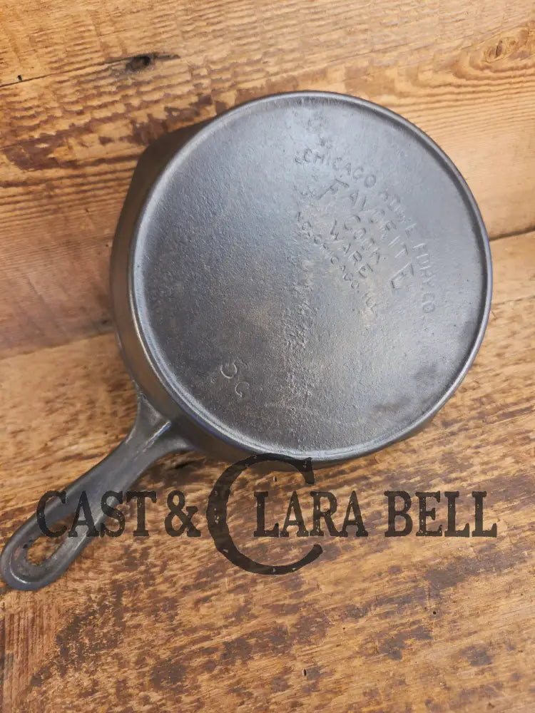 1920’s Chicago Hardware made Favorite Cook Ware #5Q Cast Iron Skillet - Skillet