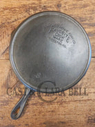 1920’s Chicago Hardware made Favorite Cook Ware #8 Cast Iron Skillet - Skillet
