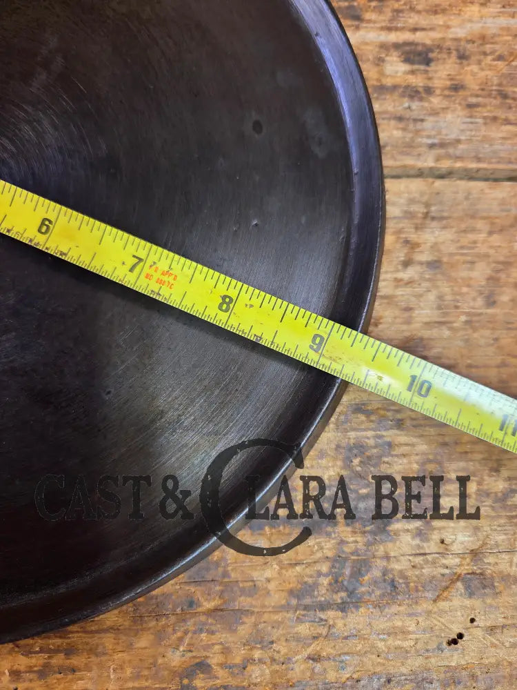 1920’s Chicago Hardware made Favorite Cook Ware #8B Cast Iron Griddle Skillet