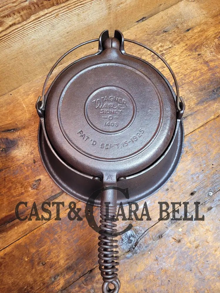 1920S Early Wagner Ware 1408 #8 Waffle Iron With Tall Base!