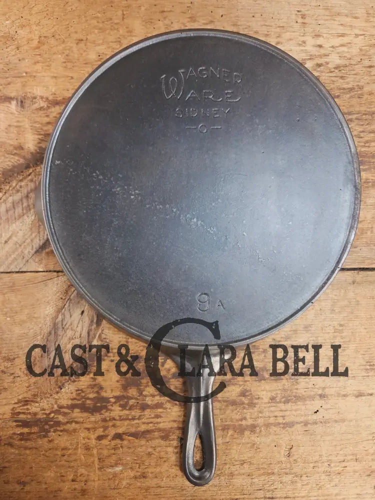 1920’s early Wagner Ware #9 Cast Iron Skillet with Heat Ring 9 A. Awesome daily user with an amazing history! Skillet