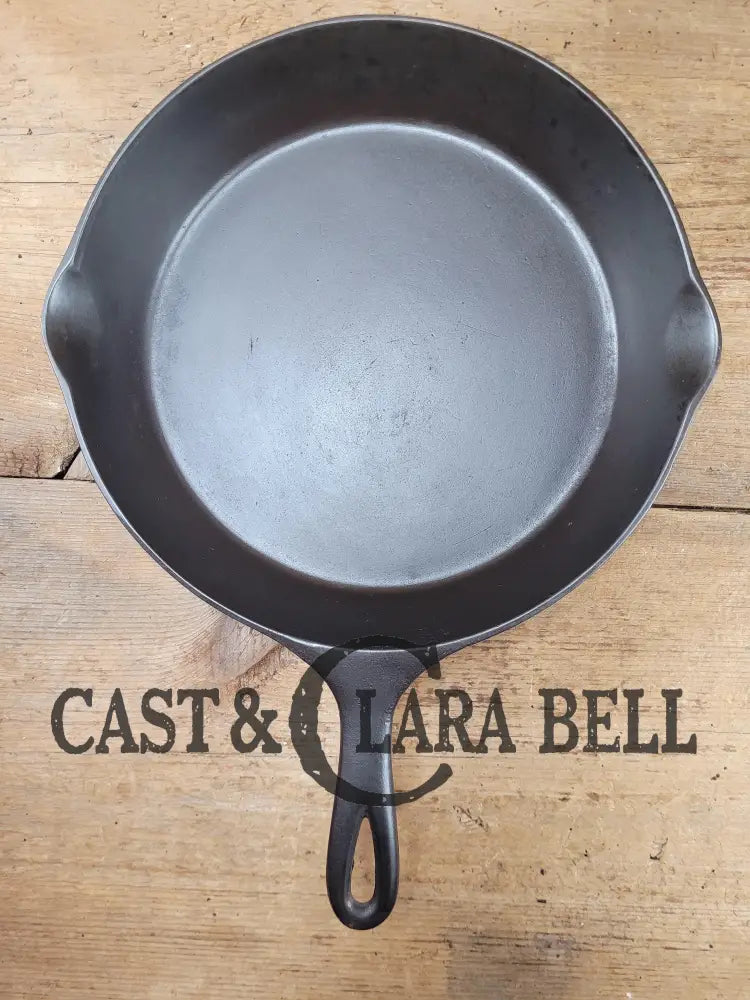 1920’S Early Wagner Ware #9 Cast Iron Skillet With Heat Ring 9 B. Awesome Daily User An Amazing