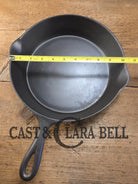 1920’s Favorite Piqua Ware #8 Cast Iron Skillet with Heat Ring and Smiley Logo 8B. SC24 Skillet