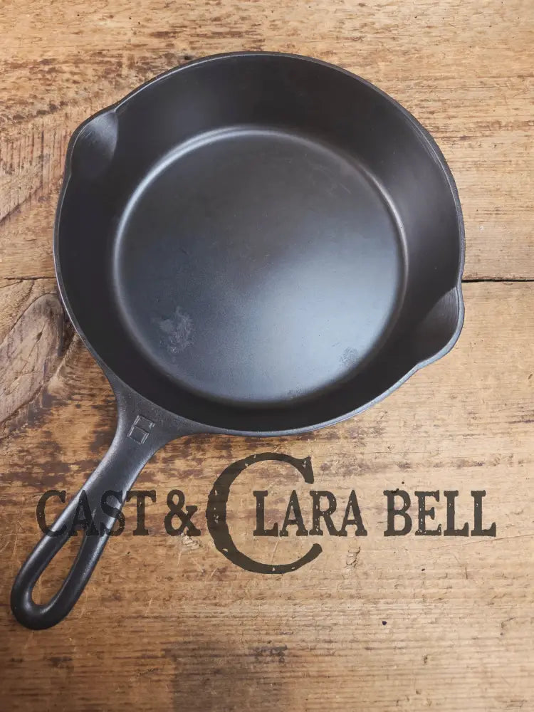 1920’s Griswold #6 Skillet with Large Block Logo and Smooth Bottom 699 Skillet