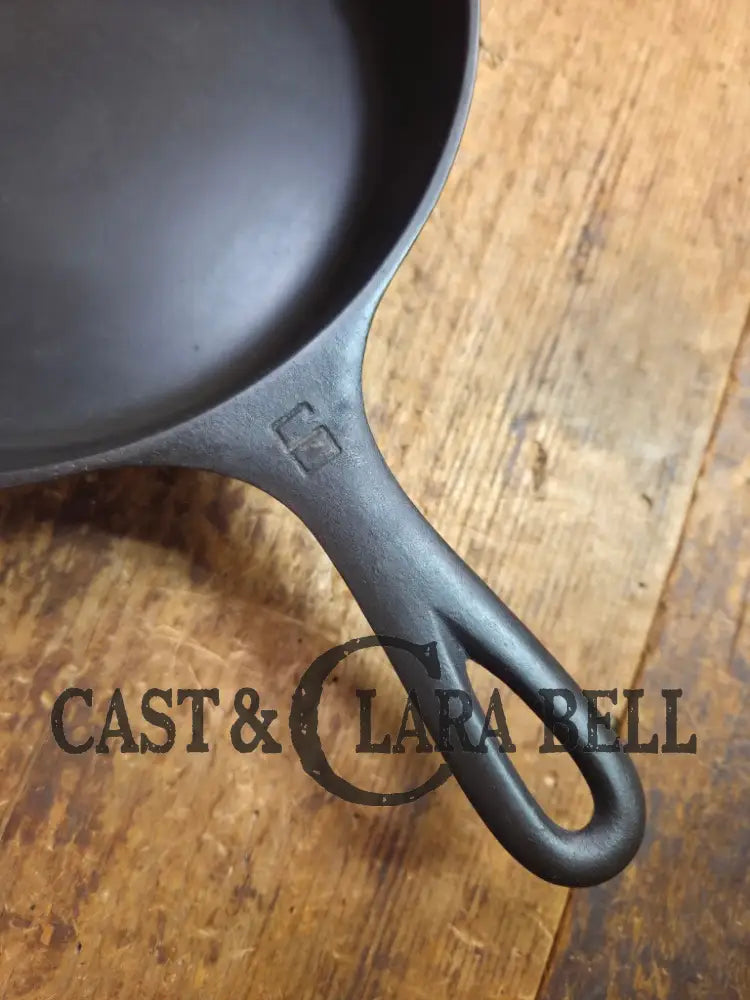 1920’s Griswold #6 Skillet with Large Block Logo and Smooth Bottom 699 Skillet