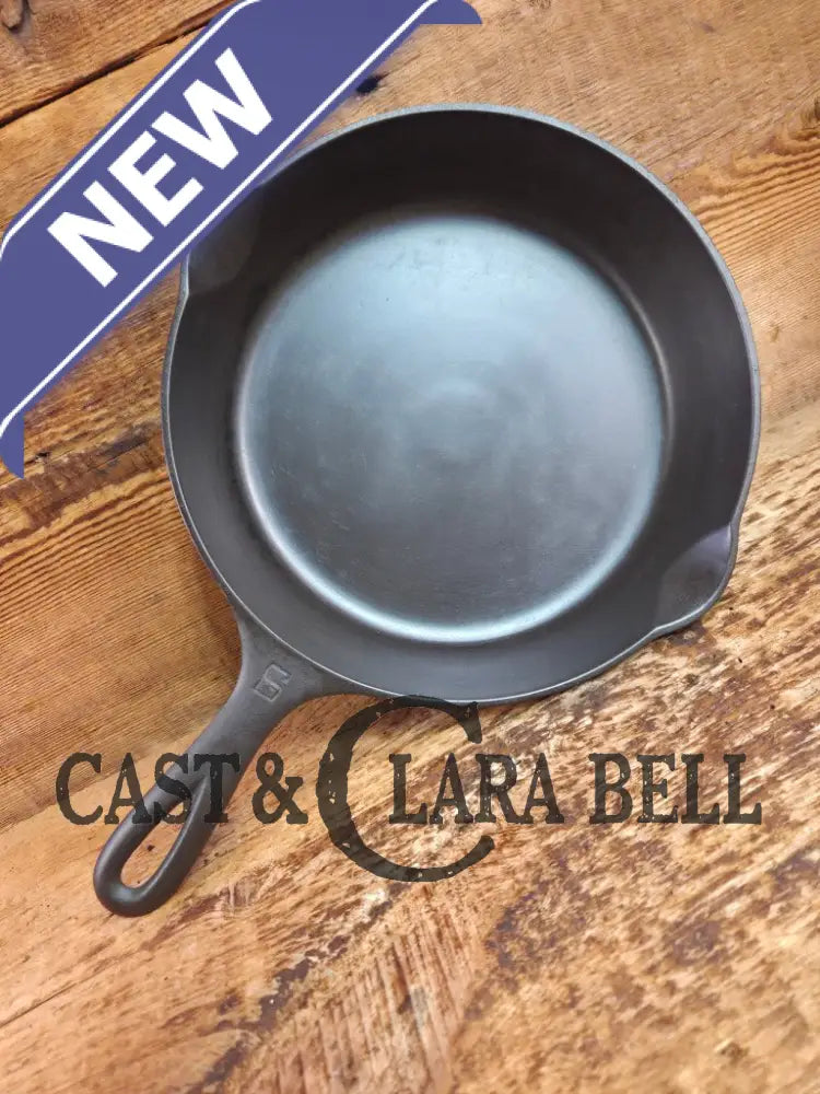 1920’s Griswold #6 Skillet with Large Block Logo and Smooth Bottom 699 Skillet