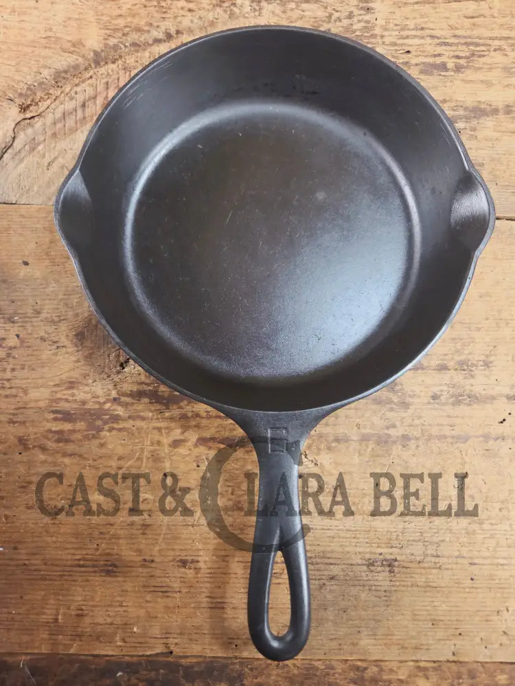 1920’s Griswold #6 Skillet with Large Block Logo and Smooth Bottom 699 Skillet