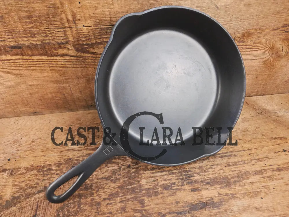 1920’s Griswold #6 Skillet with Large Block Logo and Smooth Bottom 699 E Skillet