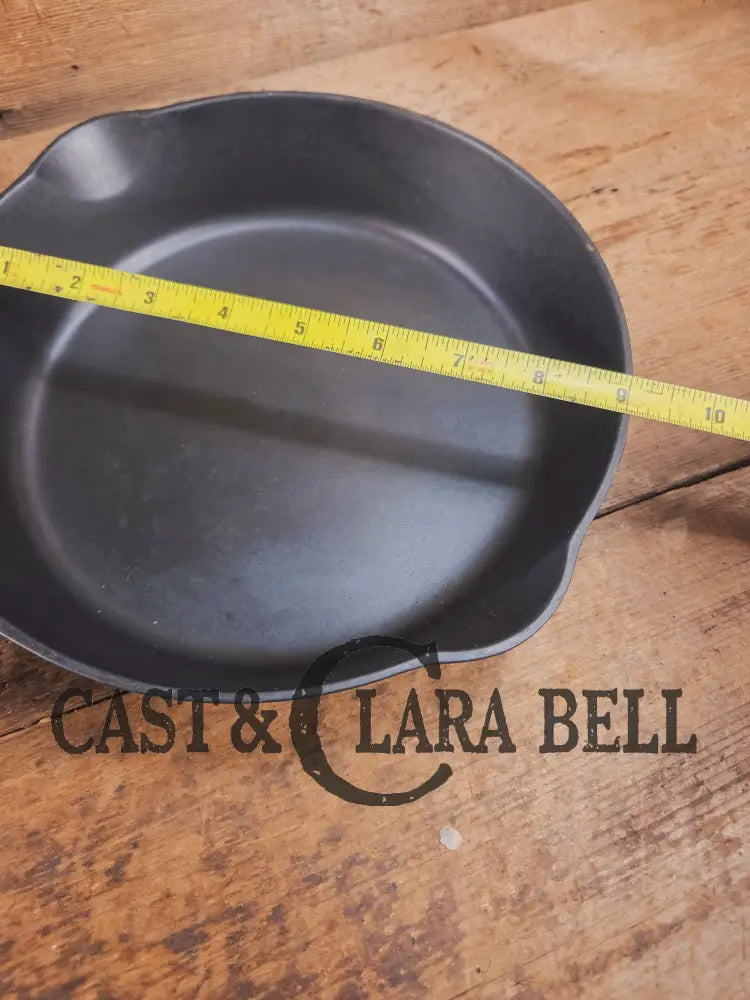 1920’s Griswold #6 Skillet with Large Block Logo and Smooth Bottom 699 E Skillet