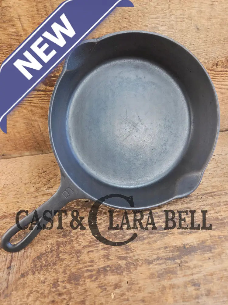 1920’s Griswold #6 Skillet with Large Block Logo and Smooth Bottom 699 H Skillet