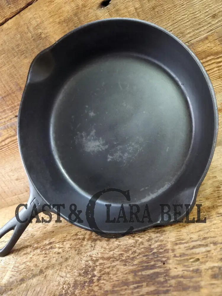 1920’s Griswold #6 Skillet with Large Block Logo and Smooth Bottom 699 H