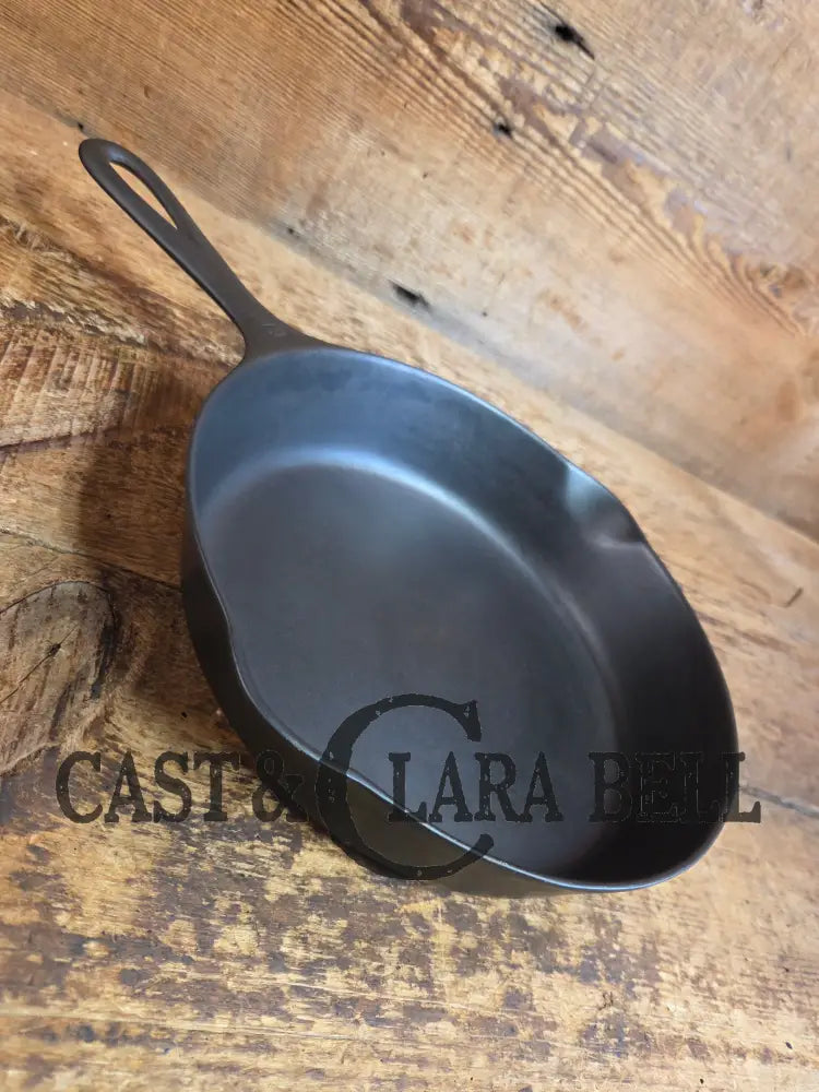 1920’s Griswold #6 Skillet with Large Block Logo Smooth Bottom 699 - Skillet