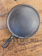 1920’s Griswold #8 Round Griddle 608. Collector grade and wonderful daily user! - Griddle