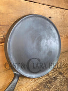 1920’s Griswold #8 Round Griddle 608. Awesome piece to have in your kitchen! - Griddle