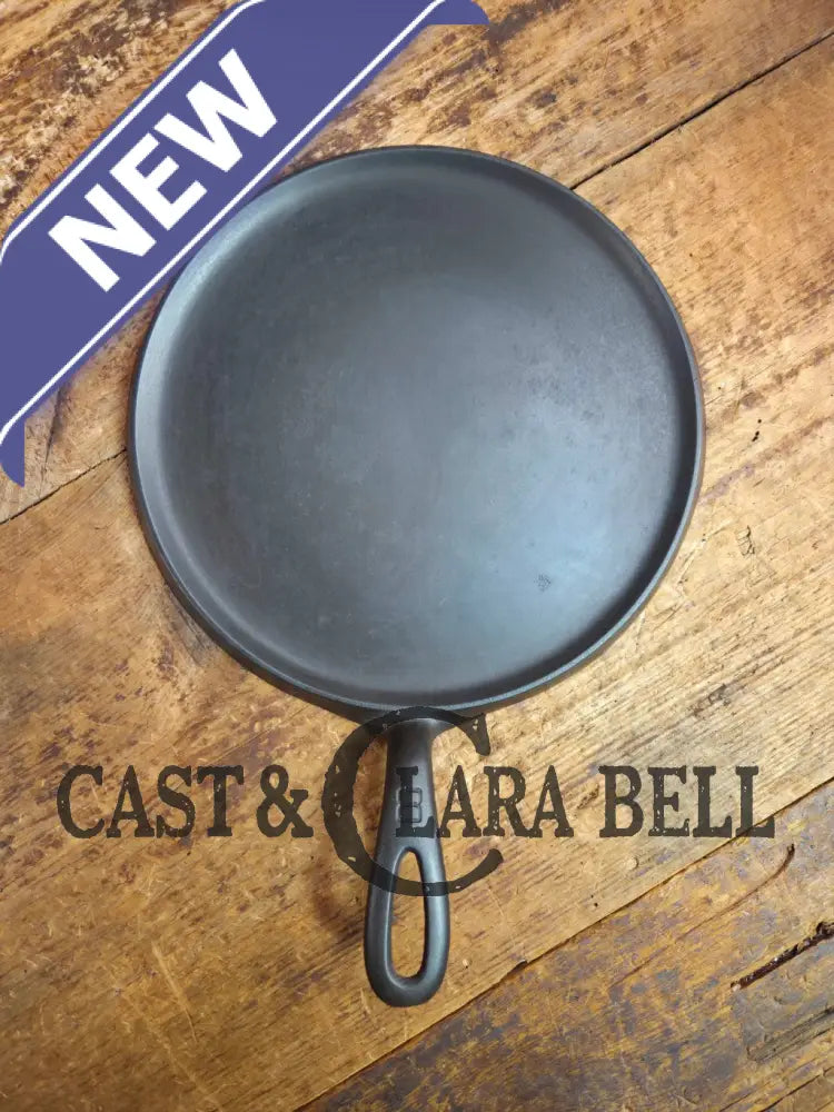 1920’s Griswold #8 Round Griddle 608 B. Collector grade and wonderful daily user! Griddle