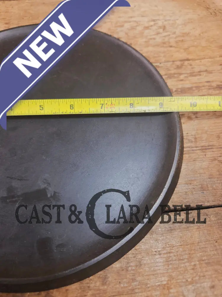 1920’s Griswold #8 Round Griddle 608. Collector grade and wonderful daily user! Griddle