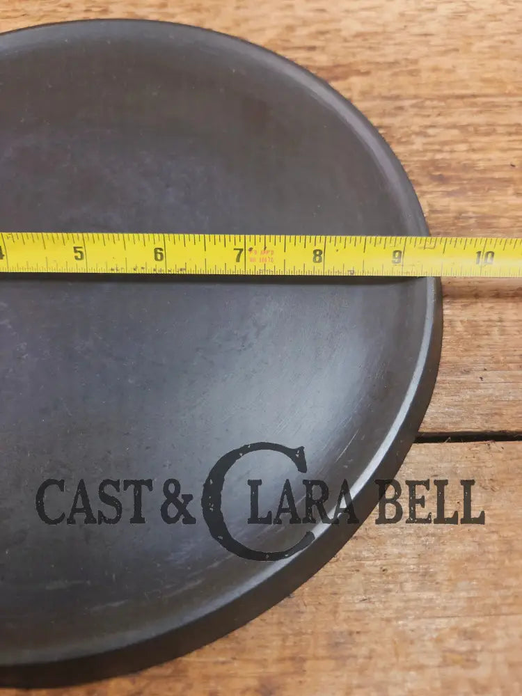 1920’s Griswold #8 Round Griddle 608. Collector grade and wonderful daily user! Griddle