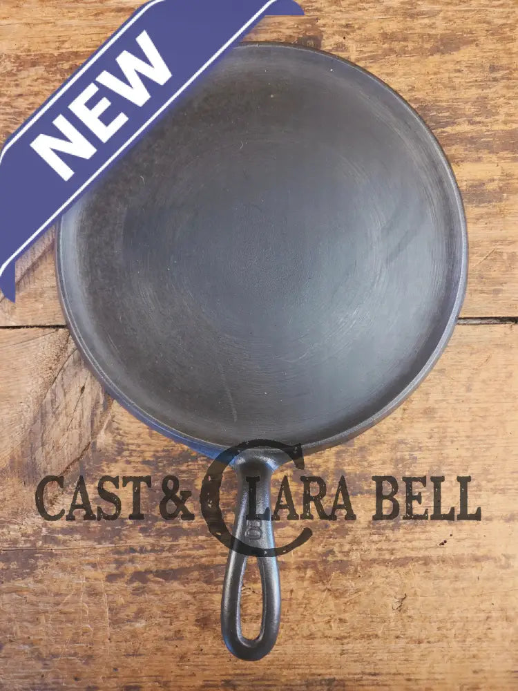 1920’s Griswold #8 Round Griddle 608. Collector grade and wonderful daily user! - Griddle