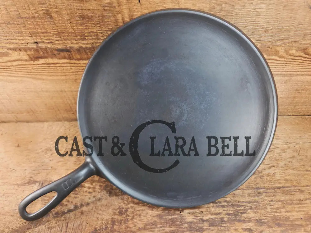 1920’s Griswold #8 Round Griddle 608. Collector grade and wonderful daily user! Griddle